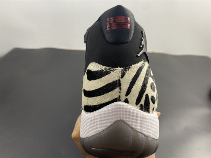 AIR JORDAN 11 “ANIMAL INSTINCT” AR0715-010