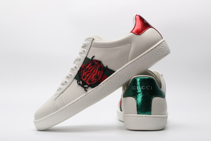 G*u*i low-top sneaker